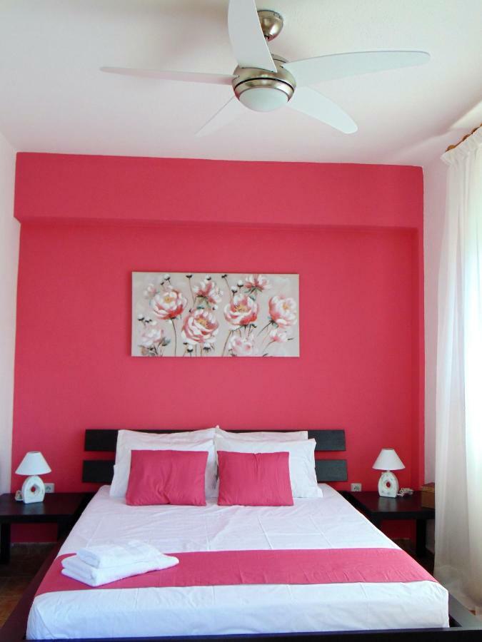 Casa Verde Peraía Екстериор снимка